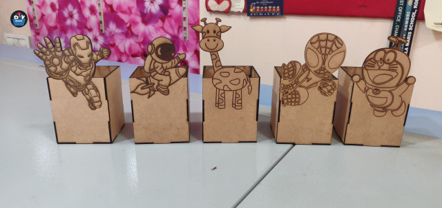 diy-pen-stand-3-2_1689656293.jpg