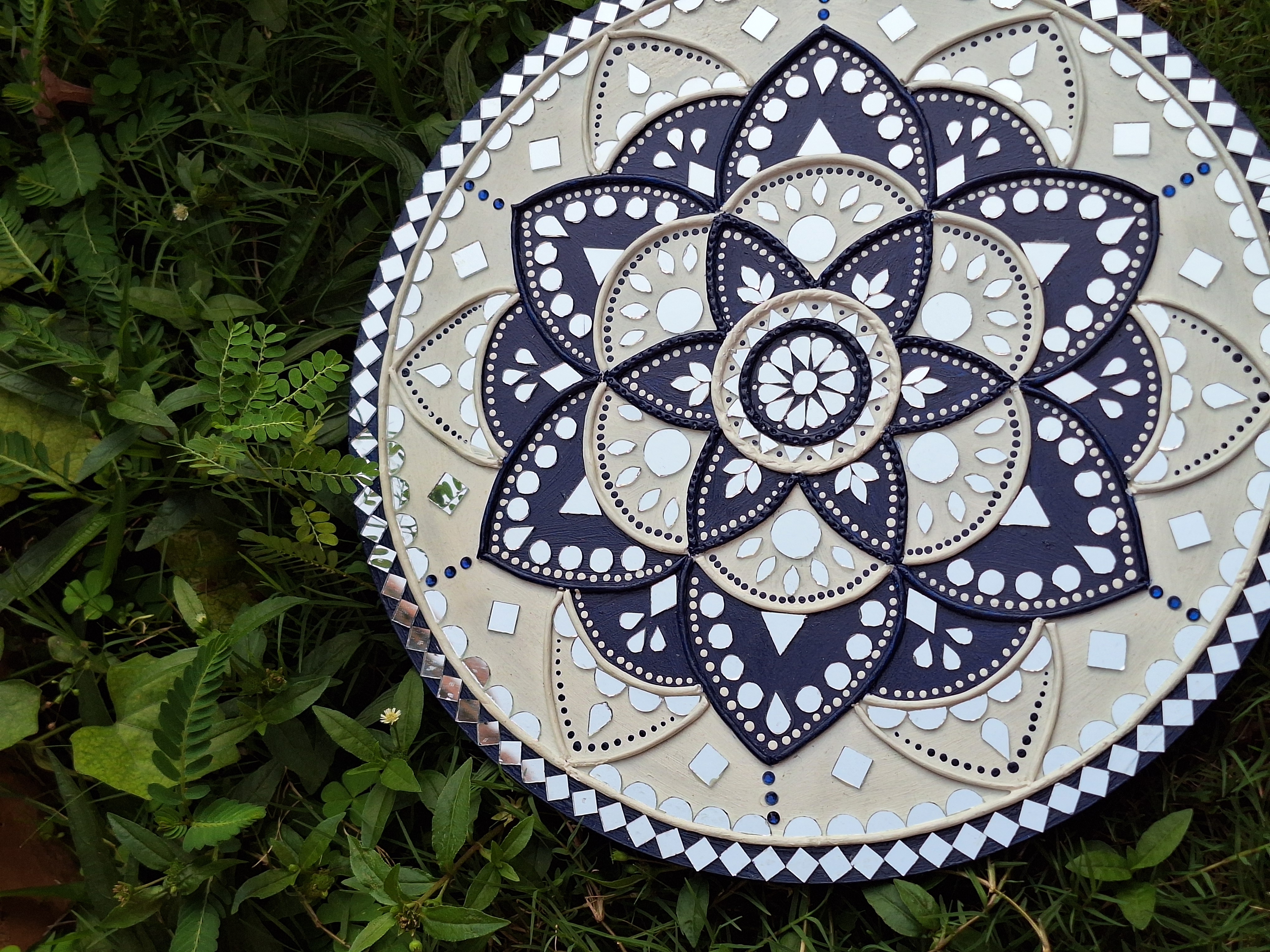 evil-eye-lippan-art-wall-hanging-2-2_1743859366.jpg