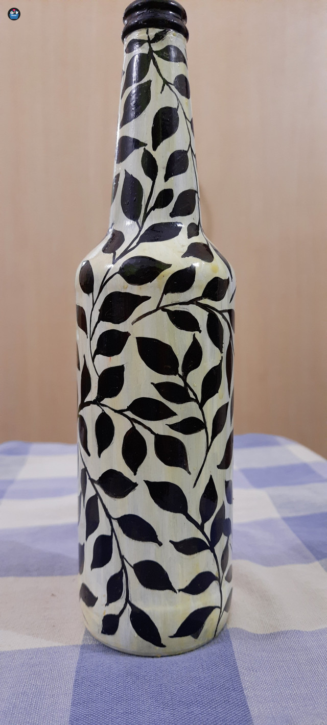 Hand-painted bottles. Can be used as showpiece, for gifting,  for creating nightlamp with corklight