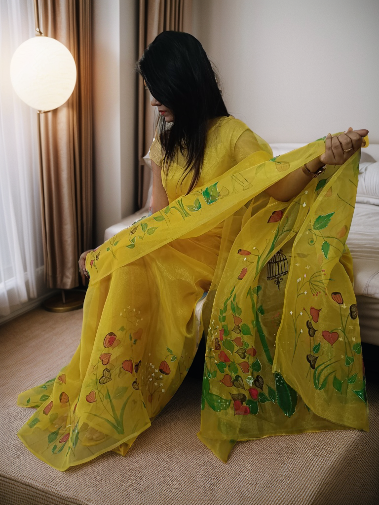 hand-painted-yellow-organza-saree-2-2_1713680744.png