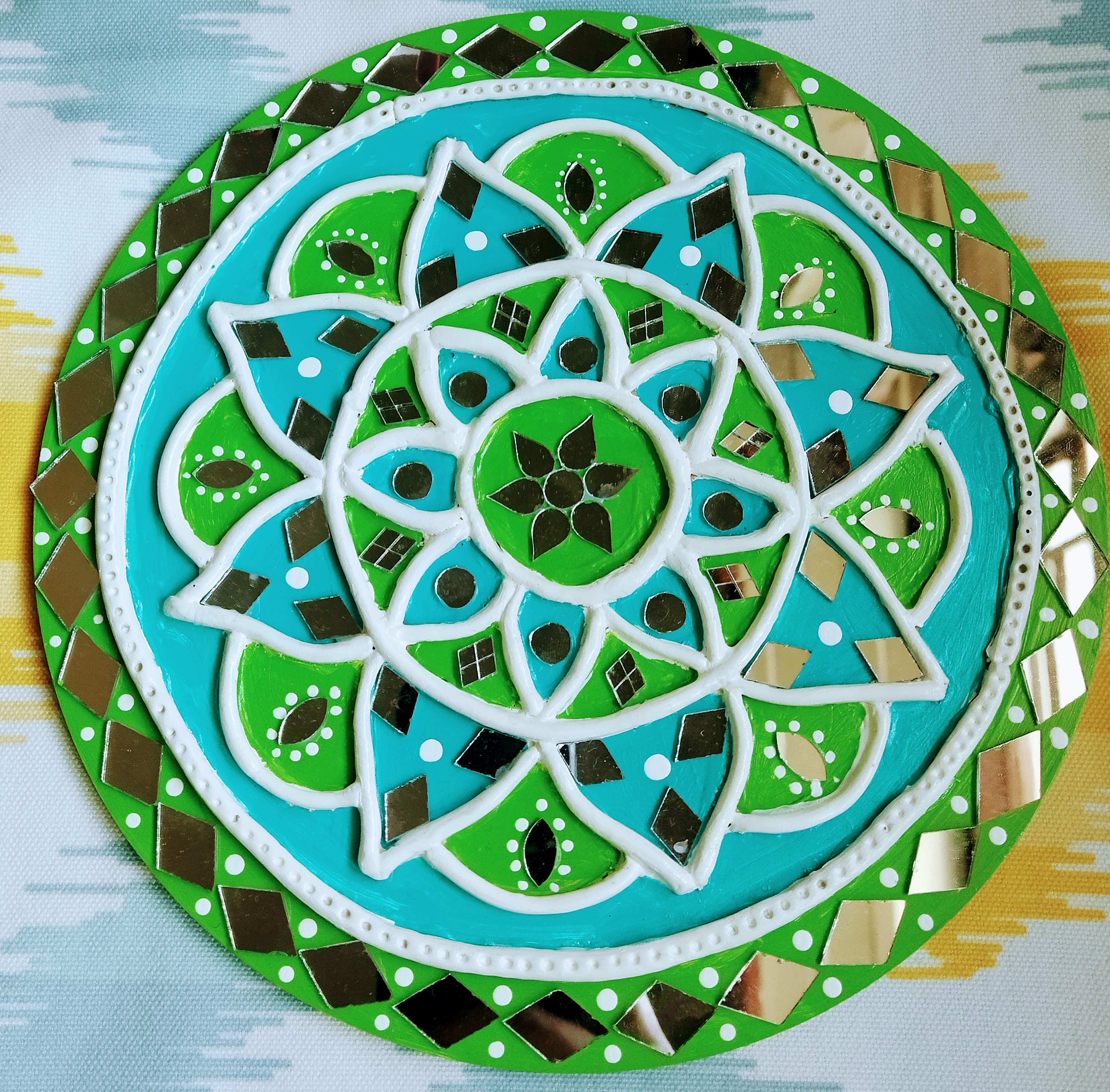 handcrafted-lippan-art-wall-hanging-2-1_1711368811.jpg