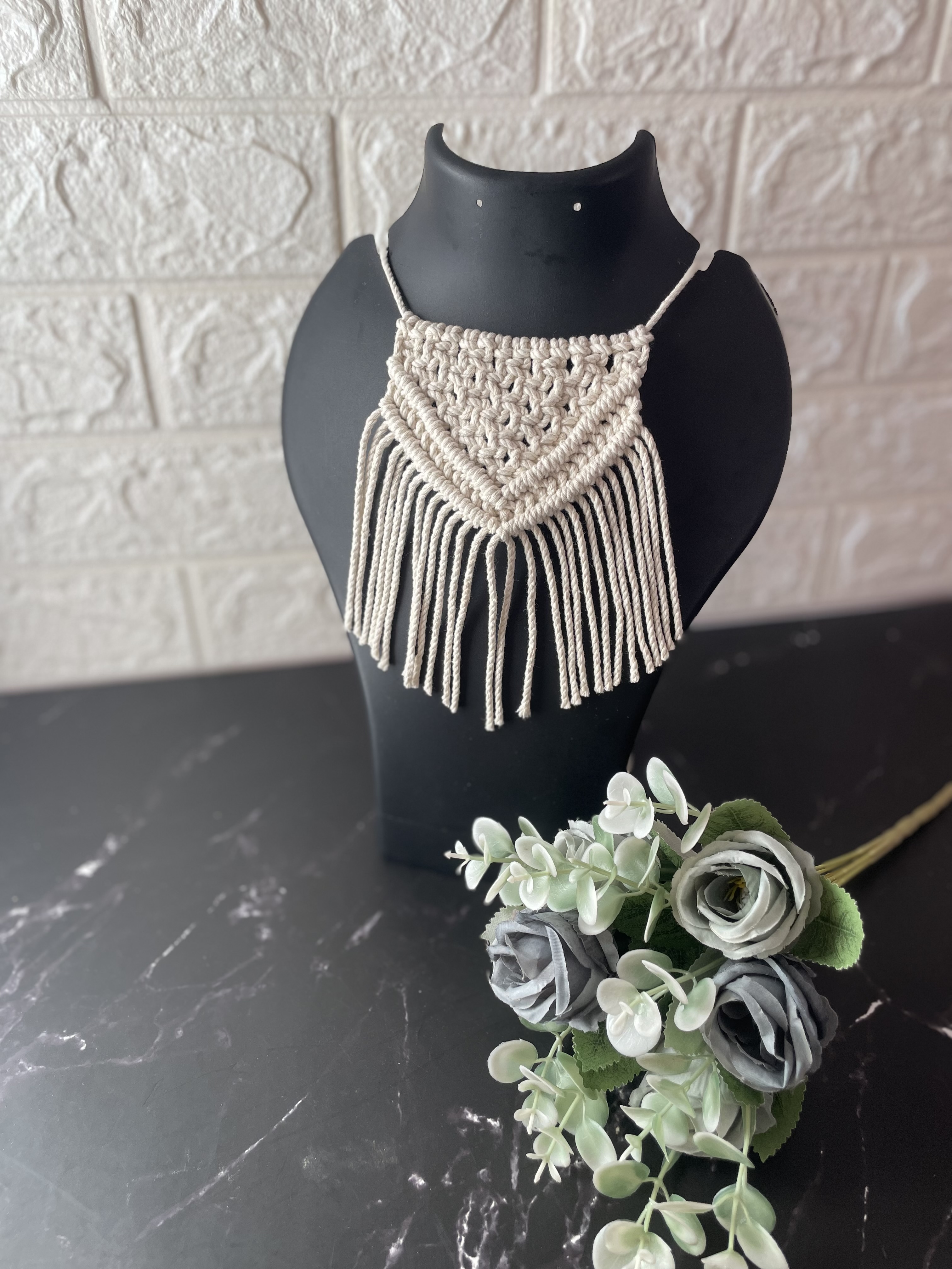 macrame-necklace-11-2-0_1726688481.jpg