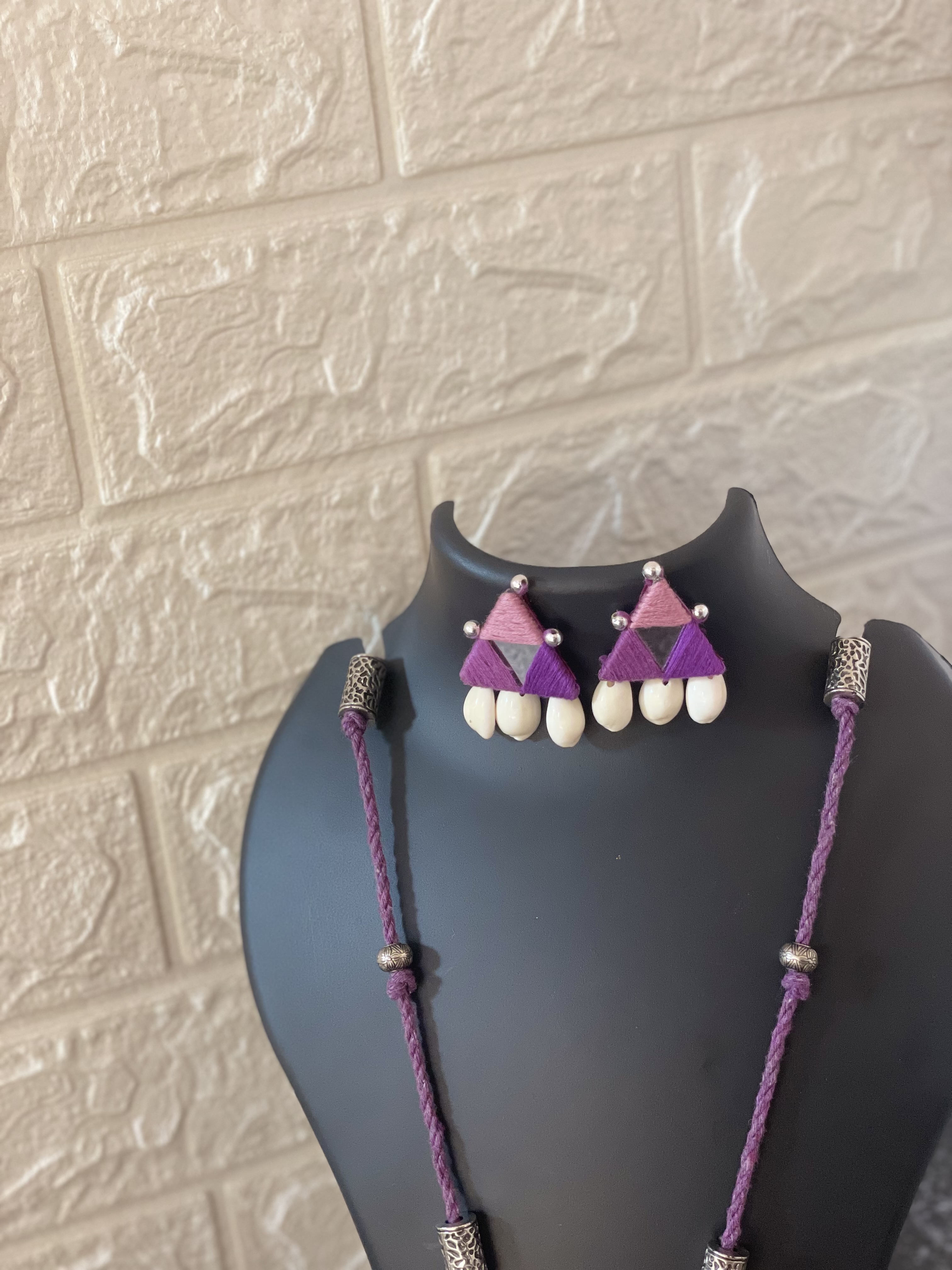 purple-mirror-embroidery-necklace-set-3-0_1726680542.jpg