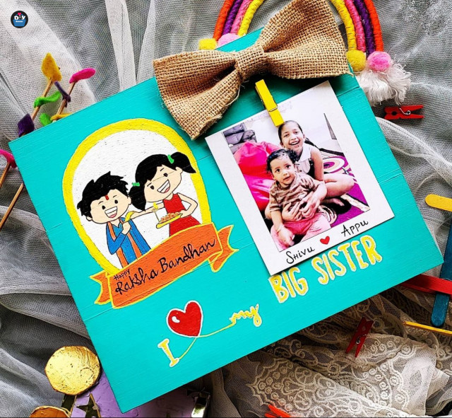 Rakhi special photoholder