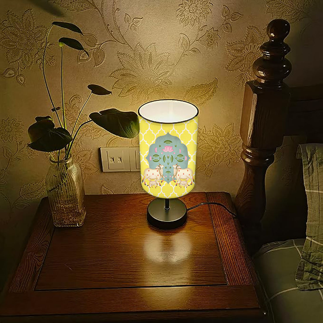 table-lamp-shade-for-home-decoration-designer-table-lamps-2-0_1737617186.jpg