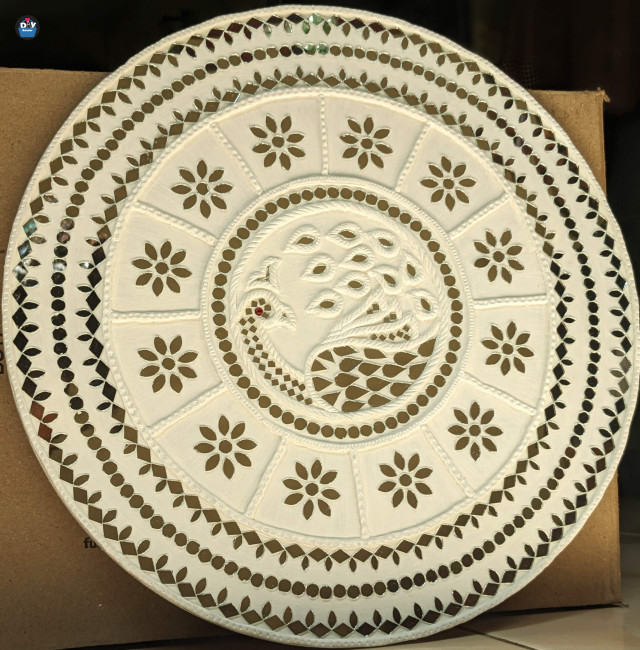 Small Lippan White Lippan Art